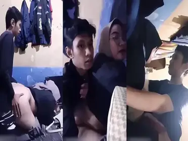 Hijabers Kacamata Montok Ngewe Ganas Becek